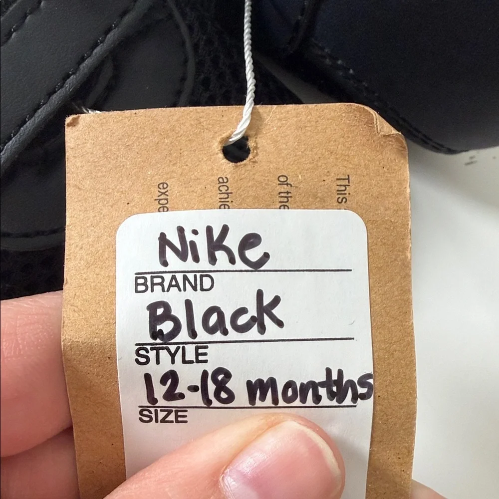 Nike Black & White Infant Hook-and-Loop Trainer Shoes